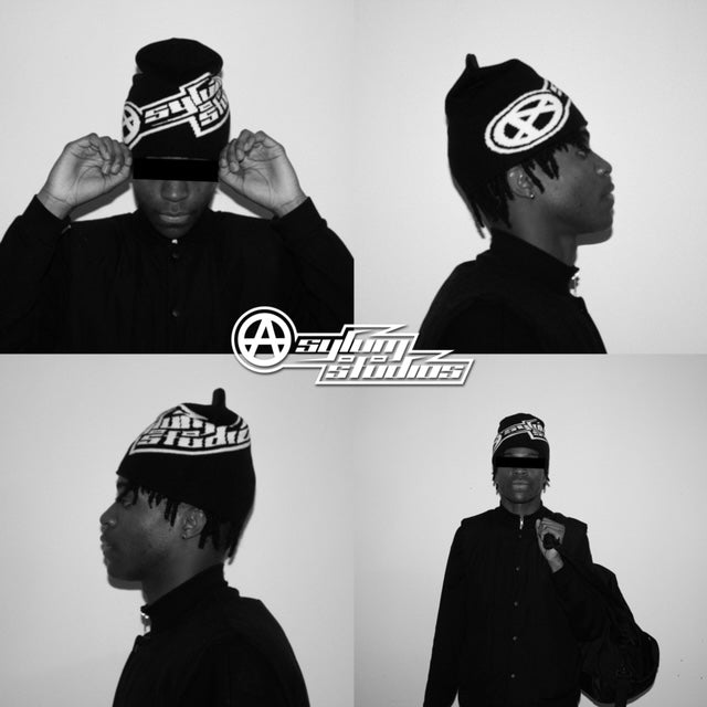 001 Logo Skully